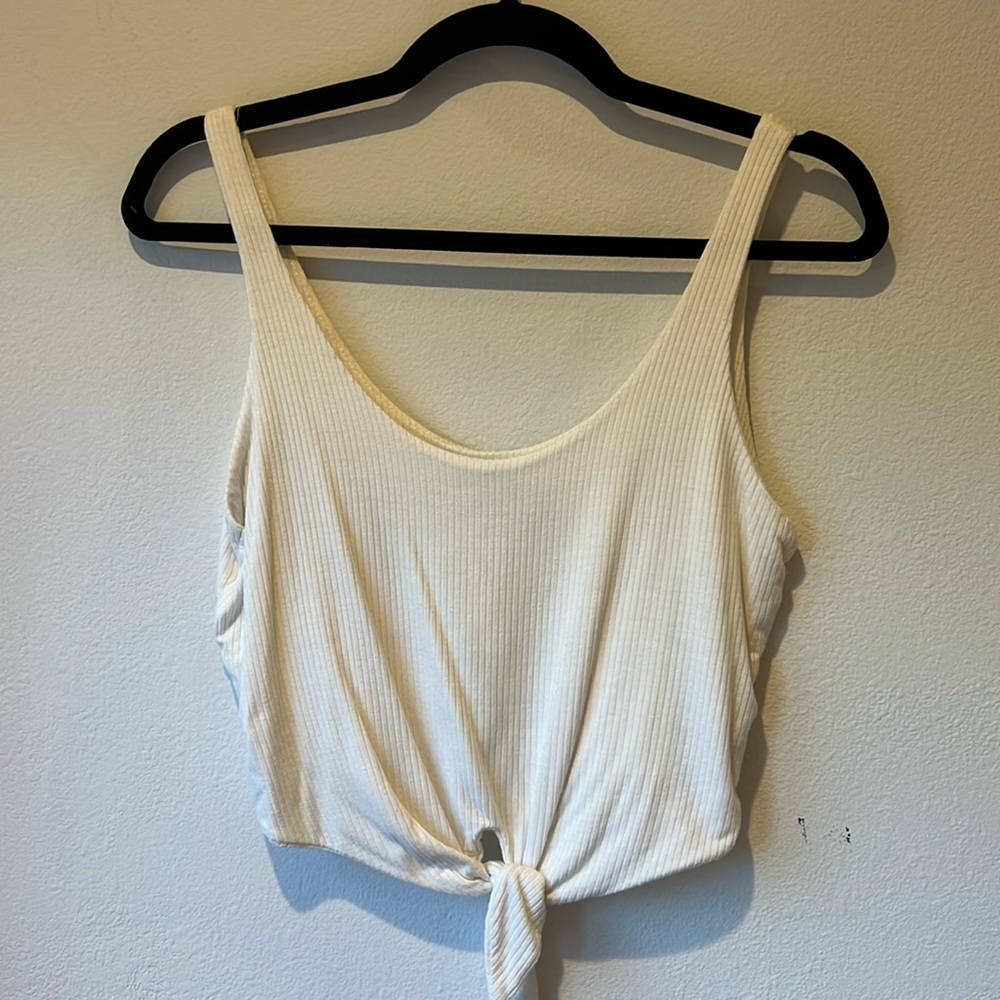 LUCY LOVE White Knotted Crop Top Size M